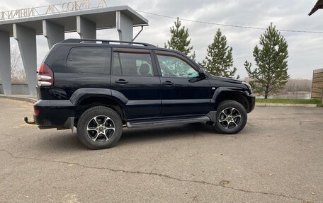 Toyota Land Cruiser Prado 120 рестайлинг, 2006 год, 1 860 000 рублей, 12 фотография