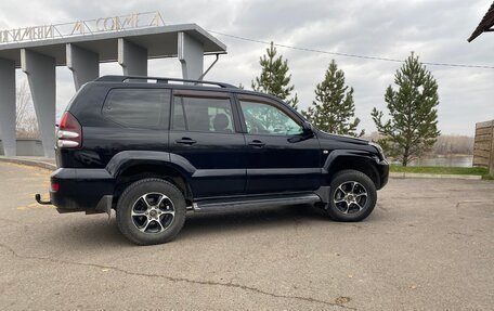 Toyota Land Cruiser Prado 120 рестайлинг, 2006 год, 1 860 000 рублей, 13 фотография