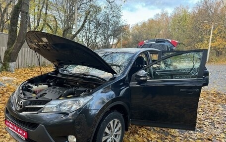 Toyota RAV4, 2013 год, 1 980 000 рублей, 40 фотография