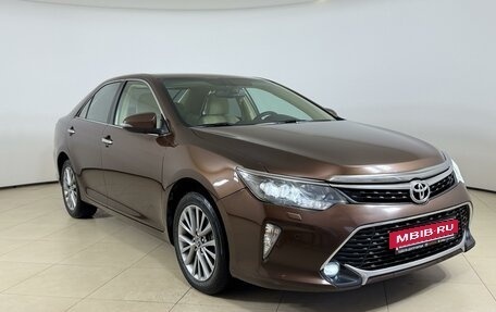 Toyota Camry, 2017 год, 2 699 000 рублей, 8 фотография