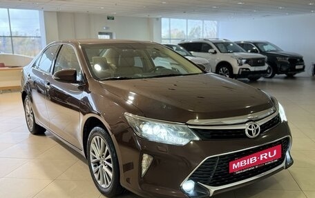 Toyota Camry, 2017 год, 2 699 000 рублей, 13 фотография