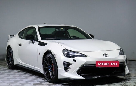 Toyota GT86 I, 2017 год, 3 200 000 рублей, 3 фотография