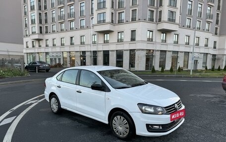 Volkswagen Polo VI (EU Market), 2018 год, 755 000 рублей, 2 фотография