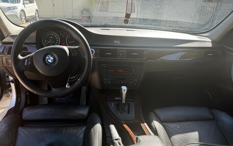 BMW 3 серия, 2005 год, 1 070 000 рублей, 5 фотография