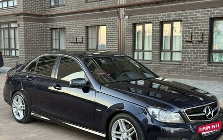 Mercedes-Benz C-Класс, 2012 год, 1 580 000 рублей, 2 фотография