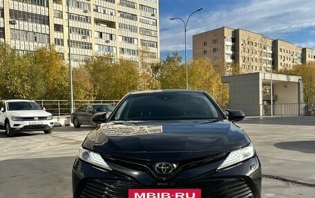 Toyota Camry, 2019 год, 3 400 000 рублей, 6 фотография