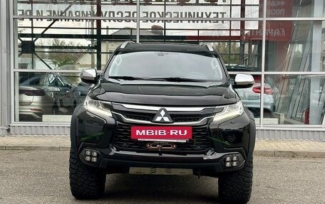 Mitsubishi Pajero Sport III рестайлинг, 2016 год, 3 250 000 рублей, 8 фотография