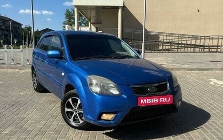 KIA Rio II, 2010 год, 750 000 рублей, 2 фотография