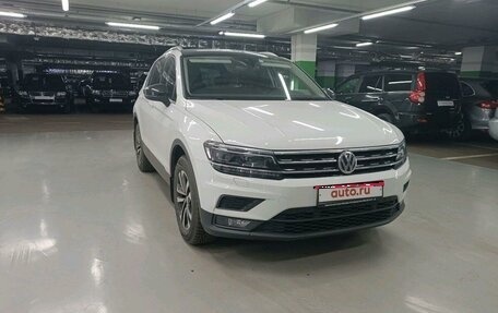 Volkswagen Tiguan II, 2020 год, 2 887 000 рублей, 1 фотография