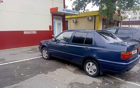 Volkswagen Vento, 1994 год, 205 000 рублей, 2 фотография