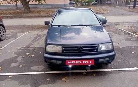 Volkswagen Vento, 1994 год, 205 000 рублей, 9 фотография