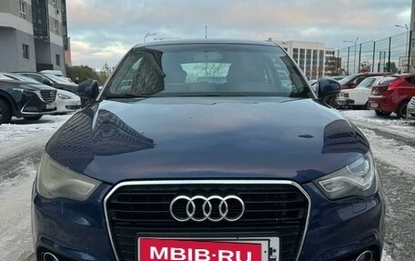 Audi A1, 2011 год, 1 100 000 рублей, 2 фотография