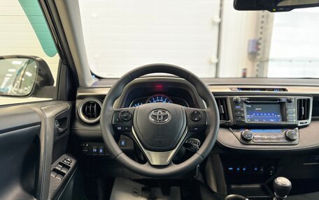 Toyota RAV4, 2014 год, 2 000 000 рублей, 22 фотография