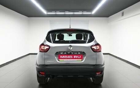 Renault Kaptur I рестайлинг, 2019 год, 1 695 000 рублей, 4 фотография