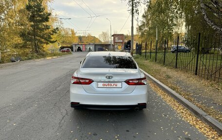 Toyota Camry, 2018 год, 3 170 000 рублей, 5 фотография