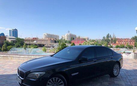 BMW 7 серия, 2011 год, 3 000 000 рублей, 2 фотография