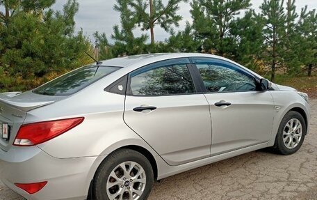 Hyundai Solaris II рестайлинг, 2014 год, 950 000 рублей, 6 фотография