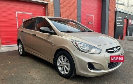 Hyundai Solaris II рестайлинг, 2013 год, 949 000 рублей, 7 фотография