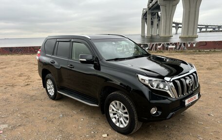 Toyota Land Cruiser Prado 150 рестайлинг 2, 2014 год, 3 500 000 рублей, 2 фотография