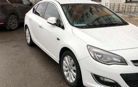 Opel Astra J, 2013 год, 1 450 000 рублей, 10 фотография