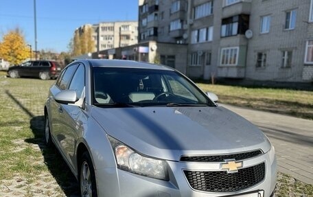 Chevrolet Cruze II, 2012 год, 650 000 рублей, 2 фотография