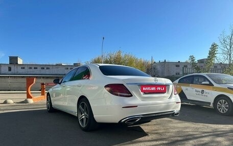 Mercedes-Benz E-Класс, 2018 год, 3 650 000 рублей, 6 фотография