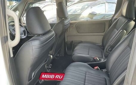 Honda Freed II, 2019 год, 1 165 000 рублей, 14 фотография