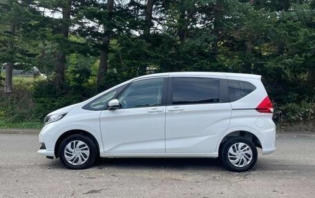 Honda Freed II, 2021 год, 1 140 000 рублей, 3 фотография