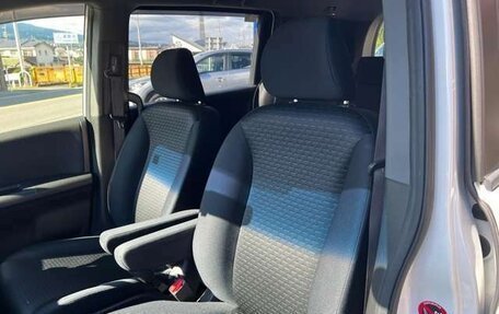 Honda Freed I, 2015 год, 849 500 рублей, 10 фотография