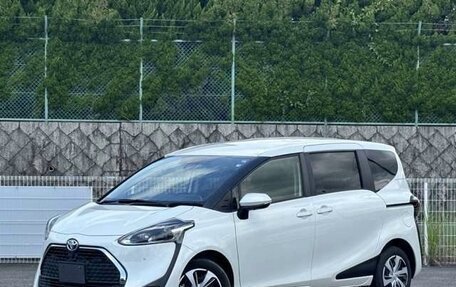 Toyota Sienta II, 2021 год, 1 310 000 рублей, 3 фотография