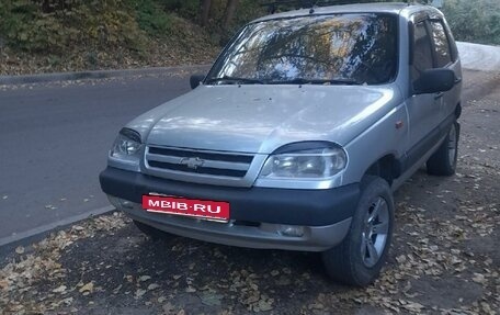 Chevrolet Niva I рестайлинг, 2004 год, 380 000 рублей, 2 фотография