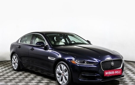 Jaguar XE I рестайлинг, 2019 год, 3 200 000 рублей, 3 фотография