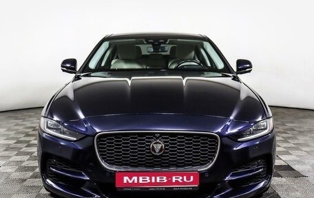 Jaguar XE I рестайлинг, 2019 год, 3 200 000 рублей, 2 фотография