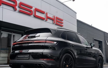 Porsche Cayenne III, 2024 год, 18 790 000 рублей, 16 фотография