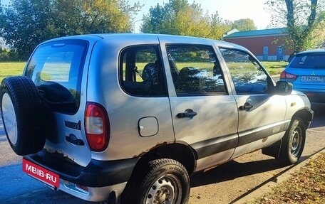 Chevrolet Niva I рестайлинг, 2005 год, 250 000 рублей, 3 фотография