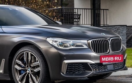 BMW 7 серия, 2017 год, 5 490 000 рублей, 6 фотография