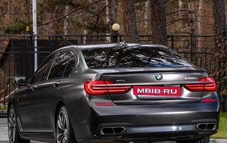 BMW 7 серия, 2017 год, 5 490 000 рублей, 14 фотография