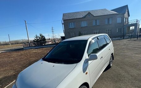 Toyota Gaia, 2003 год, 600 000 рублей, 3 фотография