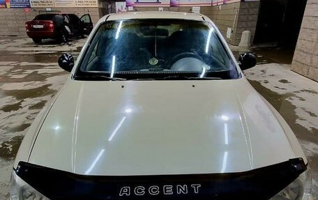 Hyundai Accent II, 2004 год, 300 000 рублей, 1 фотография