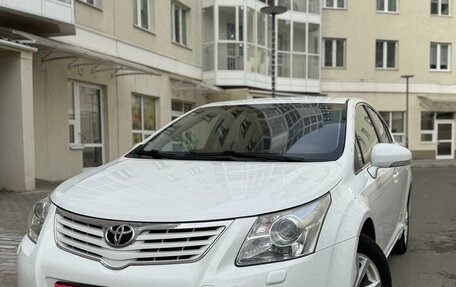 Toyota Avensis III рестайлинг, 2010 год, 1 400 000 рублей, 1 фотография