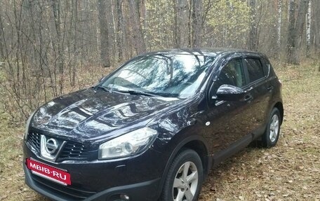 Nissan Qashqai, 2011 год, 1 090 000 рублей, 2 фотография