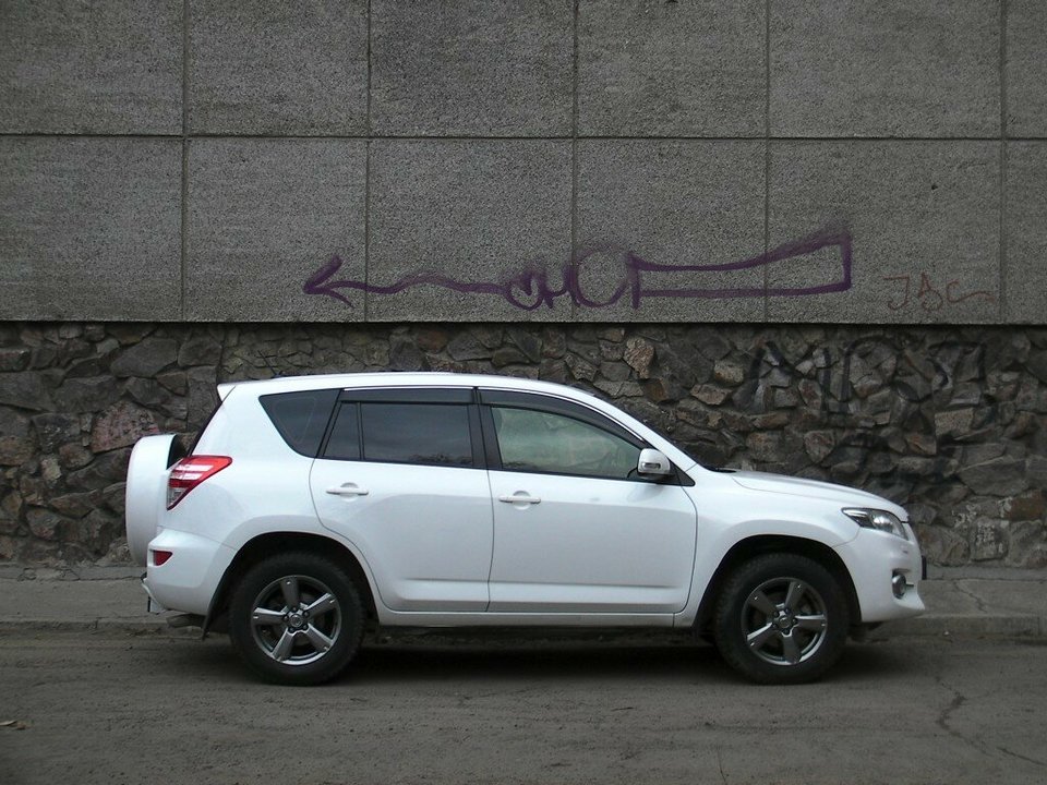 Toyota RAV4 CA30 рестайлинг, 2012 год, 440 000 рублей, 11 фотография