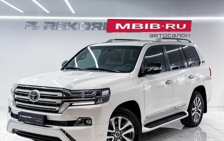 Toyota Land Cruiser 200, 2017 год, 7 500 000 рублей, 1 фотография