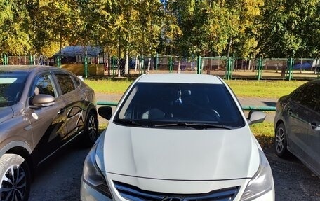 Hyundai Solaris II рестайлинг, 2016 год, 850 000 рублей, 2 фотография