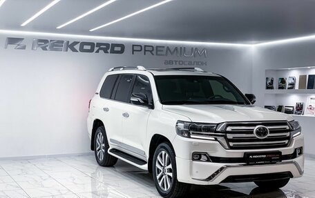 Toyota Land Cruiser 200, 2017 год, 7 500 000 рублей, 6 фотография