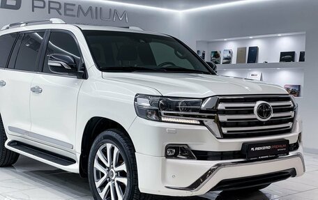 Toyota Land Cruiser 200, 2017 год, 7 500 000 рублей, 5 фотография