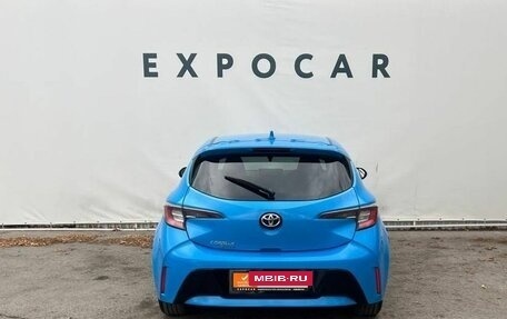 Toyota Corolla, 2018 год, 1 900 000 рублей, 4 фотография