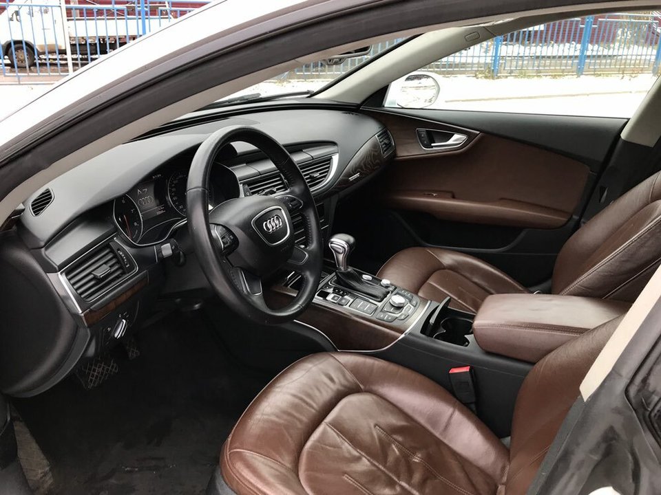 Audi A7 4G, 2013 год, 750 000 рублей, 8 фотография