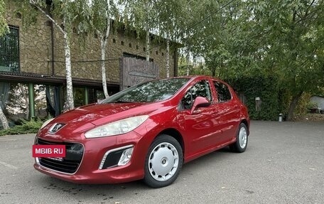 Peugeot 308 II, 2011 год, 629 000 рублей, 2 фотография