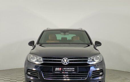 Volkswagen Touareg III, 2013 год, 2 700 000 рублей, 2 фотография